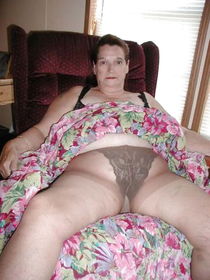 Female exhibitionists and